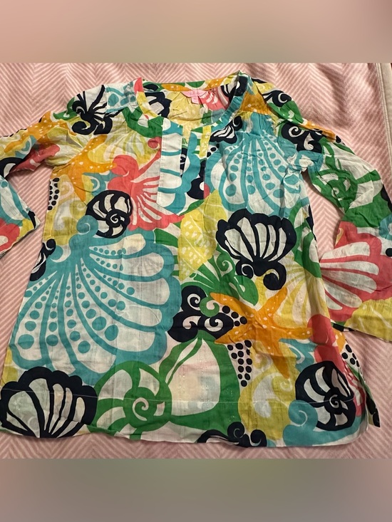 Lilly Pulitzer Tops - Lilly Pulitzer Multicolor Seashell Print Tunic